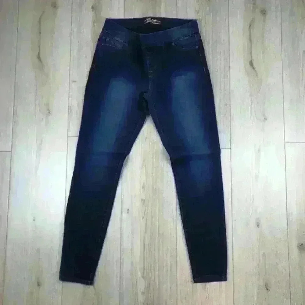 Makers of True Originals Blue Jeans Size 28 - Picture 2 of 6
